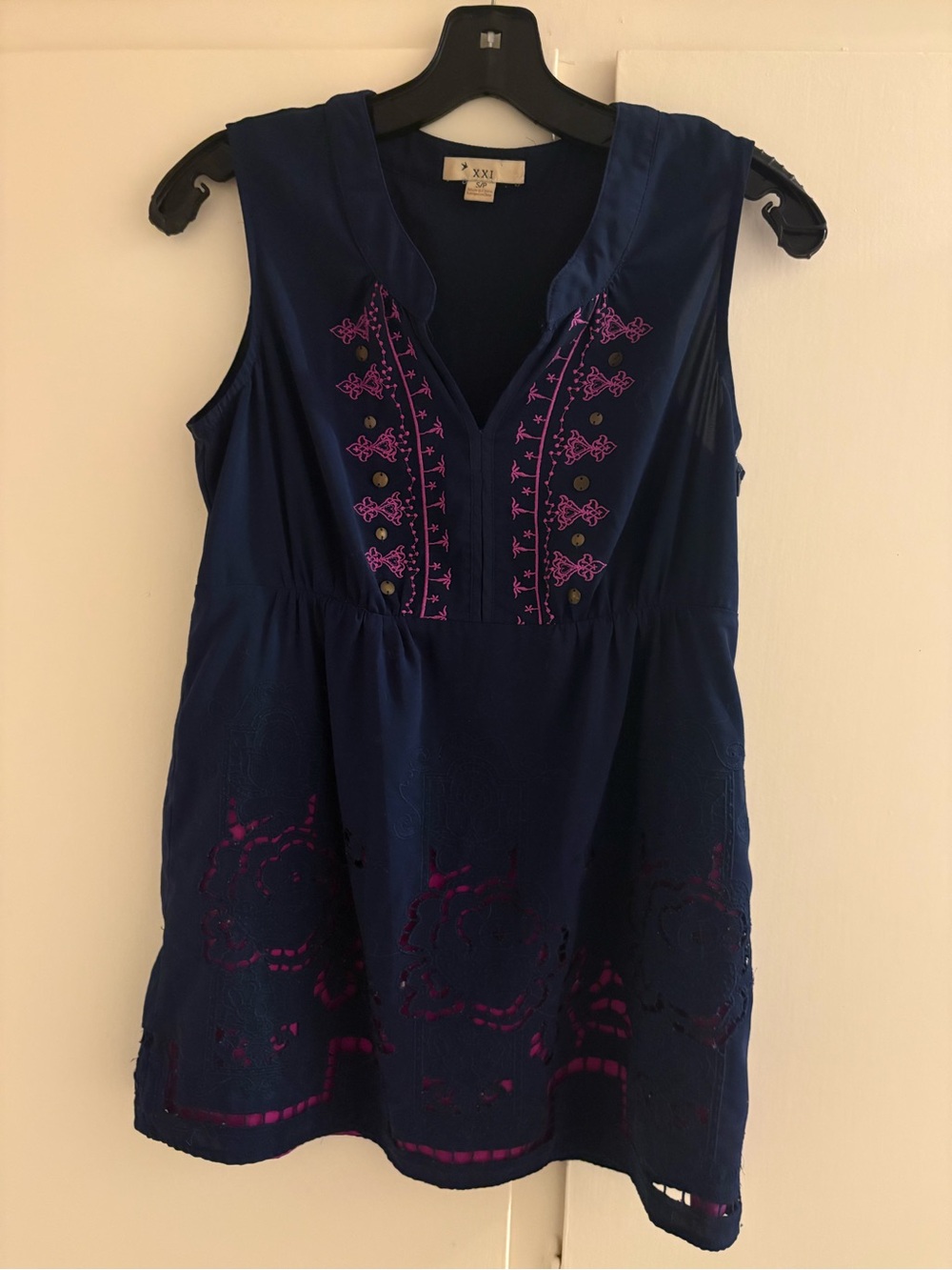 Forever 21 Navy Blue Sleeveless Tunic with Pink Embroidery